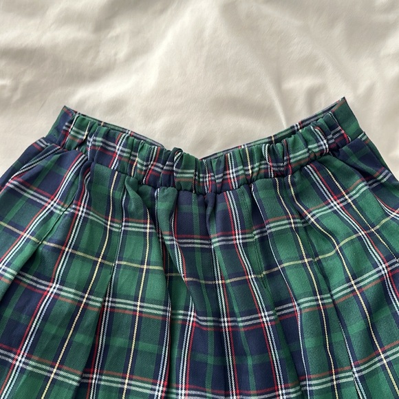 Short Plaid Skirt - Picture 2 of 3